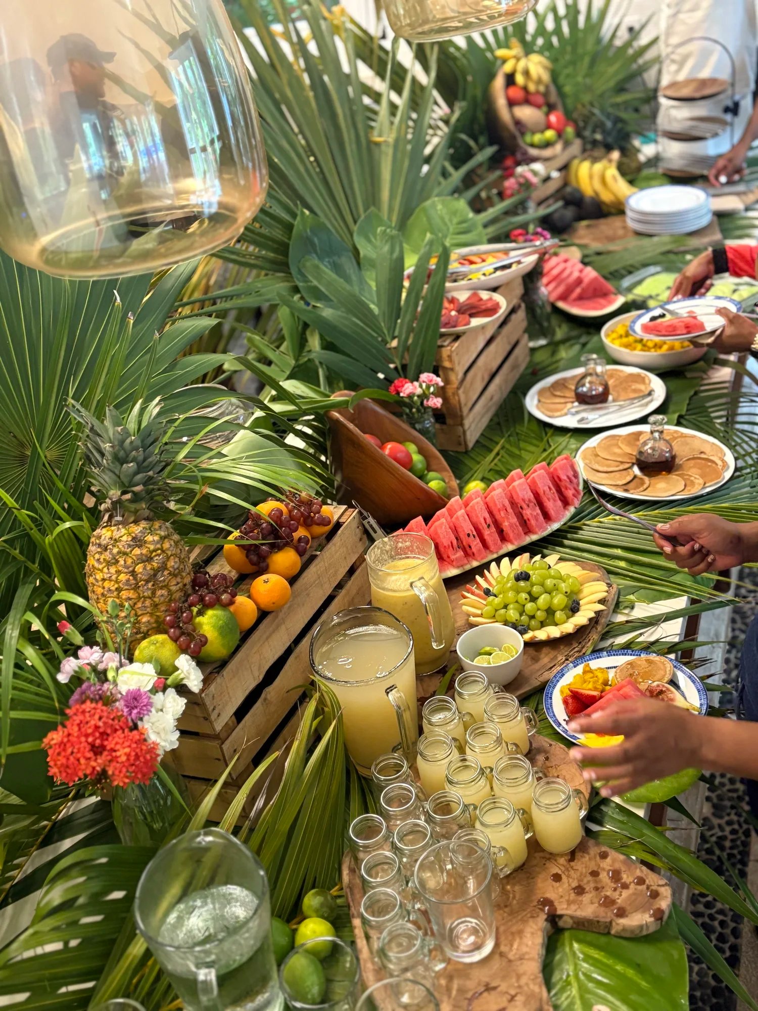 Liefs Tulum conscious plant-based catering for events and retreats — award-winning vegan food